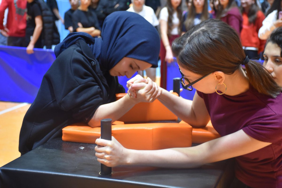 Afyonkarahisar'da Genç A Bilek Güreşi Müsabakaları Tamamlandı