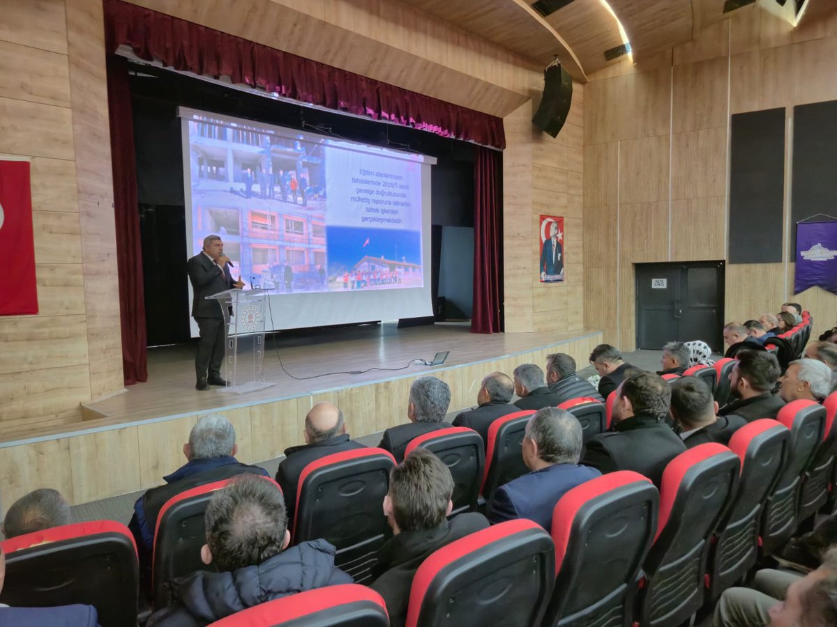 Afyonkarahisar'da Muhtarlarla Eğitim İş Birliği Toplantısı Gerçekleştirildi