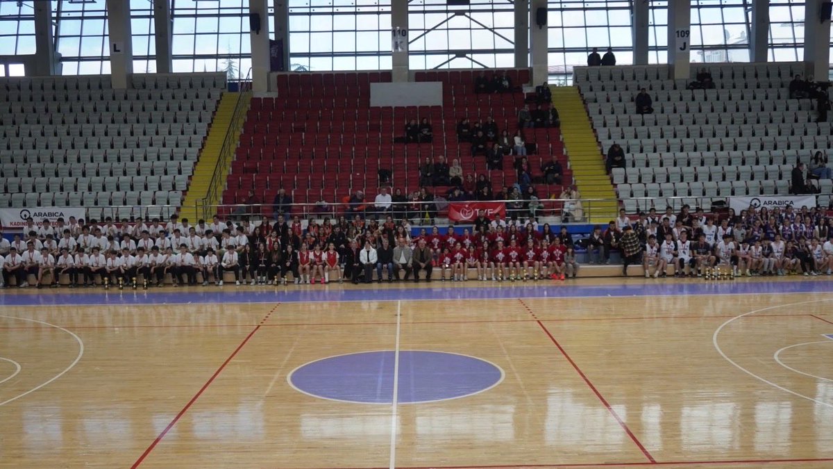 Afyonkarahisar'da Altyapı Basketbol Müsabakaları Ödül Töreniyle Noktalandı