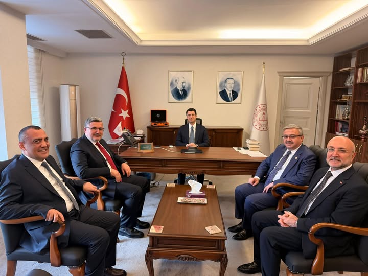 AK Parti Afyonkarahisar İl Başkanlığı, Milli Eğitim Bakan Yardımcısı Macit'i Ziyaret Etti