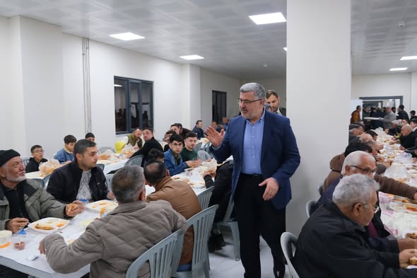 Milletvekili Ali Özkaya, Haydarlı'da Ramazan İftarında Hemşehrileriyle Buluştu