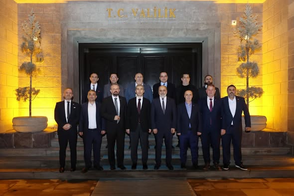 Vali Naci Aktaş, Afyonkarahisar'ın Önemli Temsilcileriyle İş Birliği Görüşmeleri Gerçekleştirdi