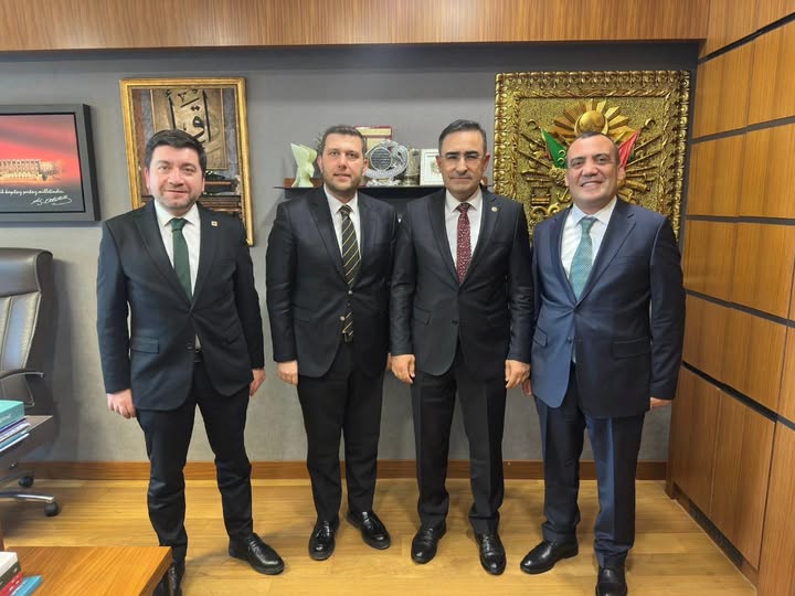 AK Parti Afyonkarahisar'da İl Başkan Yardımcıları Gazi Meclis'te Ağırlandı: Birlik ve İstişare Mesajı