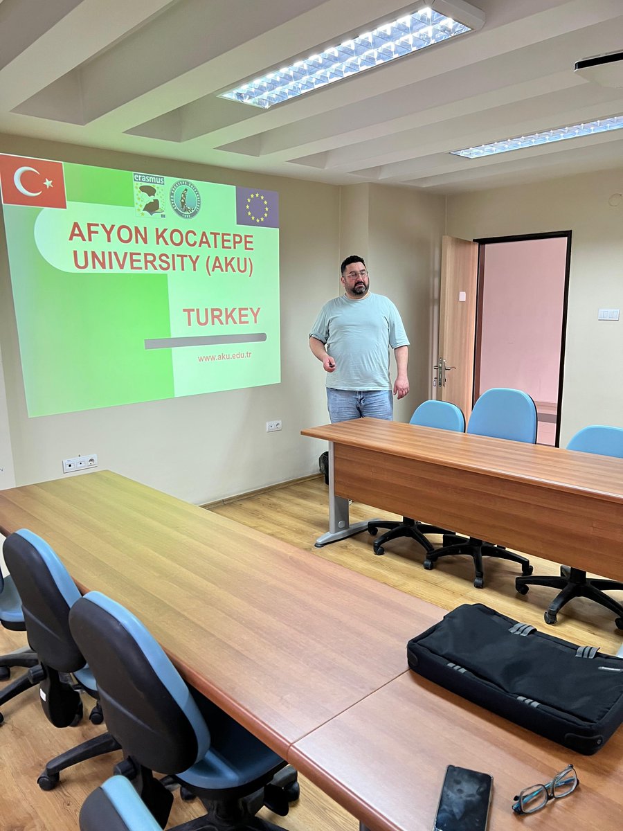Ukraynalı Öğrenciler AKÜ'de Eğitim Programına Katıldı