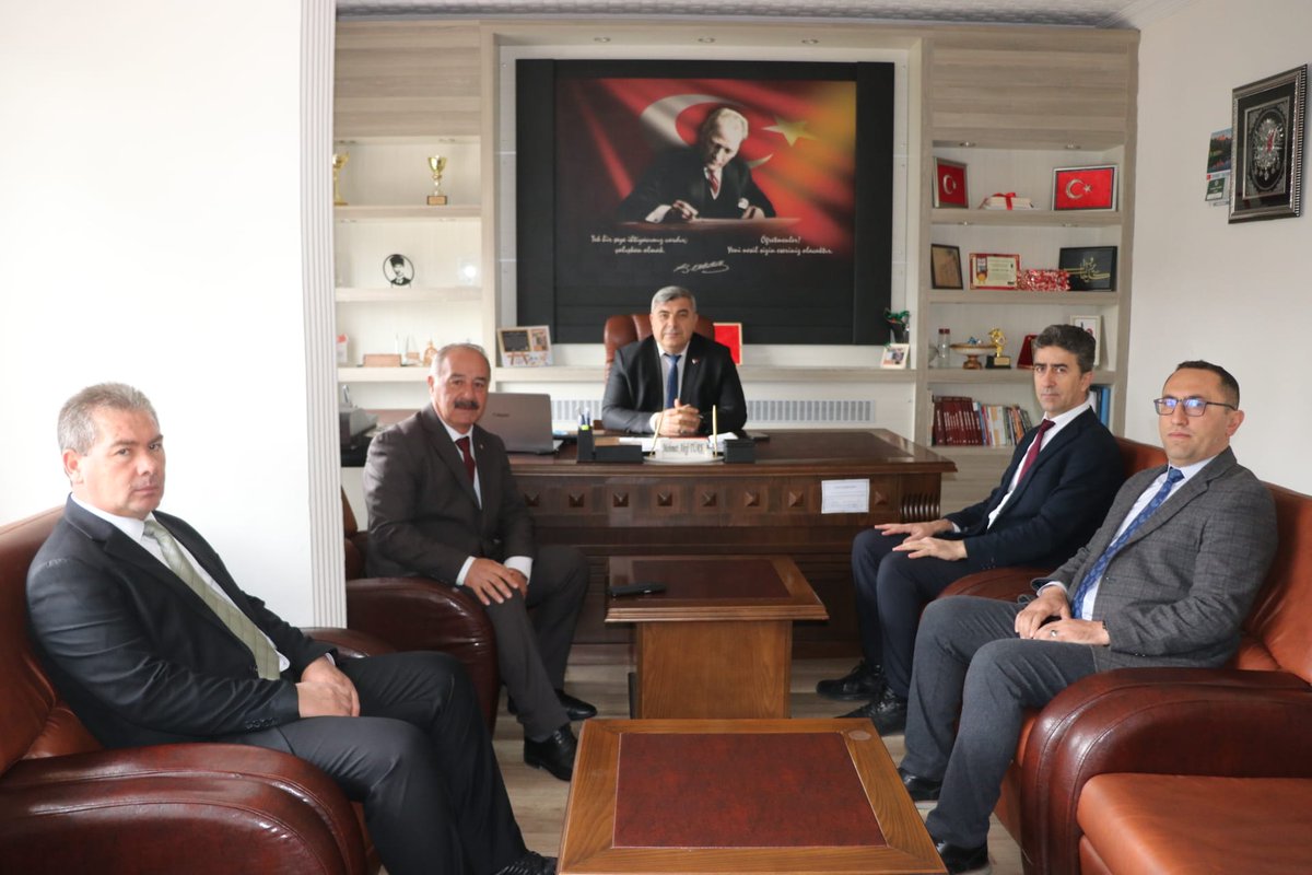 Afyonkarahisar İl Milli Eğitim Müdürü Miraç Sünnetci Çay İlçe Müdürlüğünü Ziyaret Etti