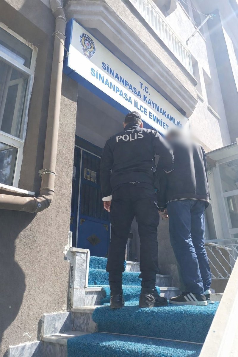 Afyonkarahisar'da 6 Yıl 4 Ay Hapis Cezalı Aranan Şahıs Yakalandı