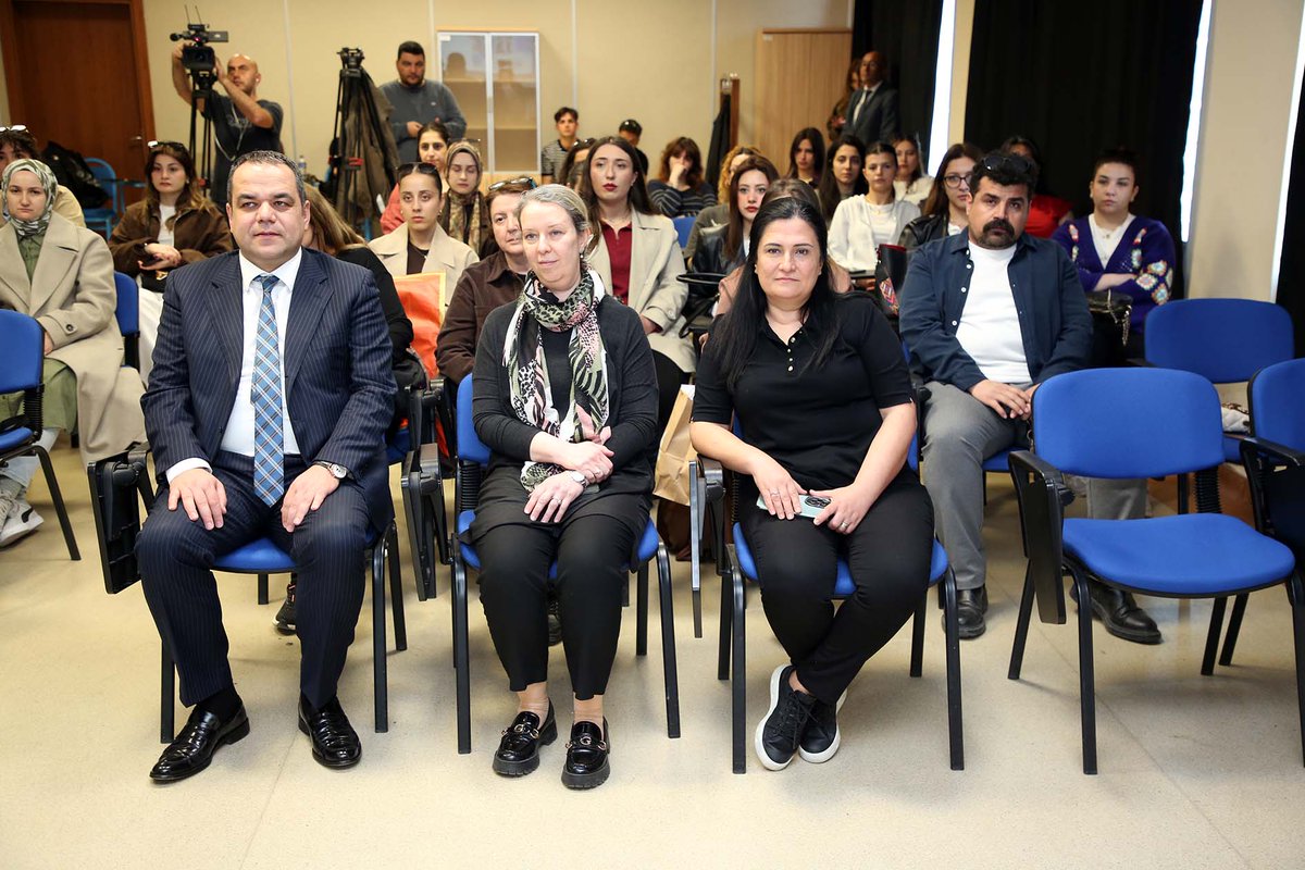 AKÜ'de Girişimcilik ve İş Kurma Süreçleri Masaya Yatırıldı