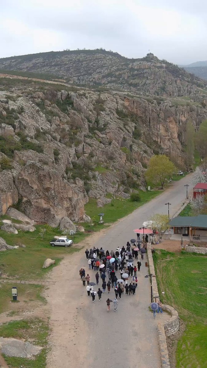 Afyonkarahisar'da 200 Öğrenci Frig Vadisi'nde Doğa Yürüyüşüne Katıldı