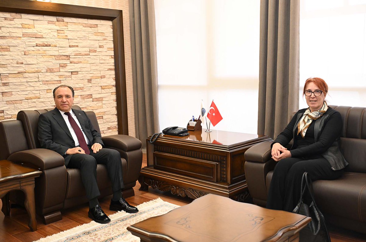 YÖK Temsilcisi Afyon Kocatepe Üniversitesi'nde İş Birliği Görüşmeleri Yaptı