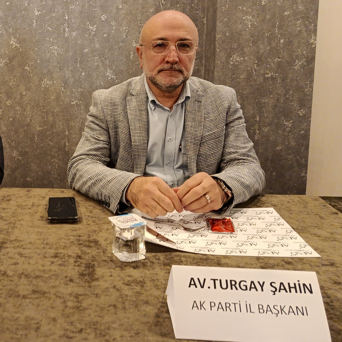 AK Parti Afyonkarahisar İl Başkanı Turgay Şahin, Farklı Partilerin İl Başkanlarıyla Bir Araya Geldi