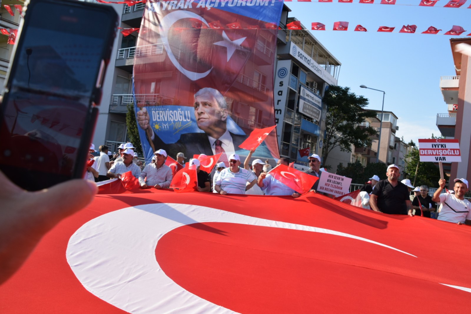 MISIRLIOĞLU: “BALIKESİR’DE İYİ PARTİ’NİN İKTİDAR AYAK SESLERİNİ GÖRDÜK”