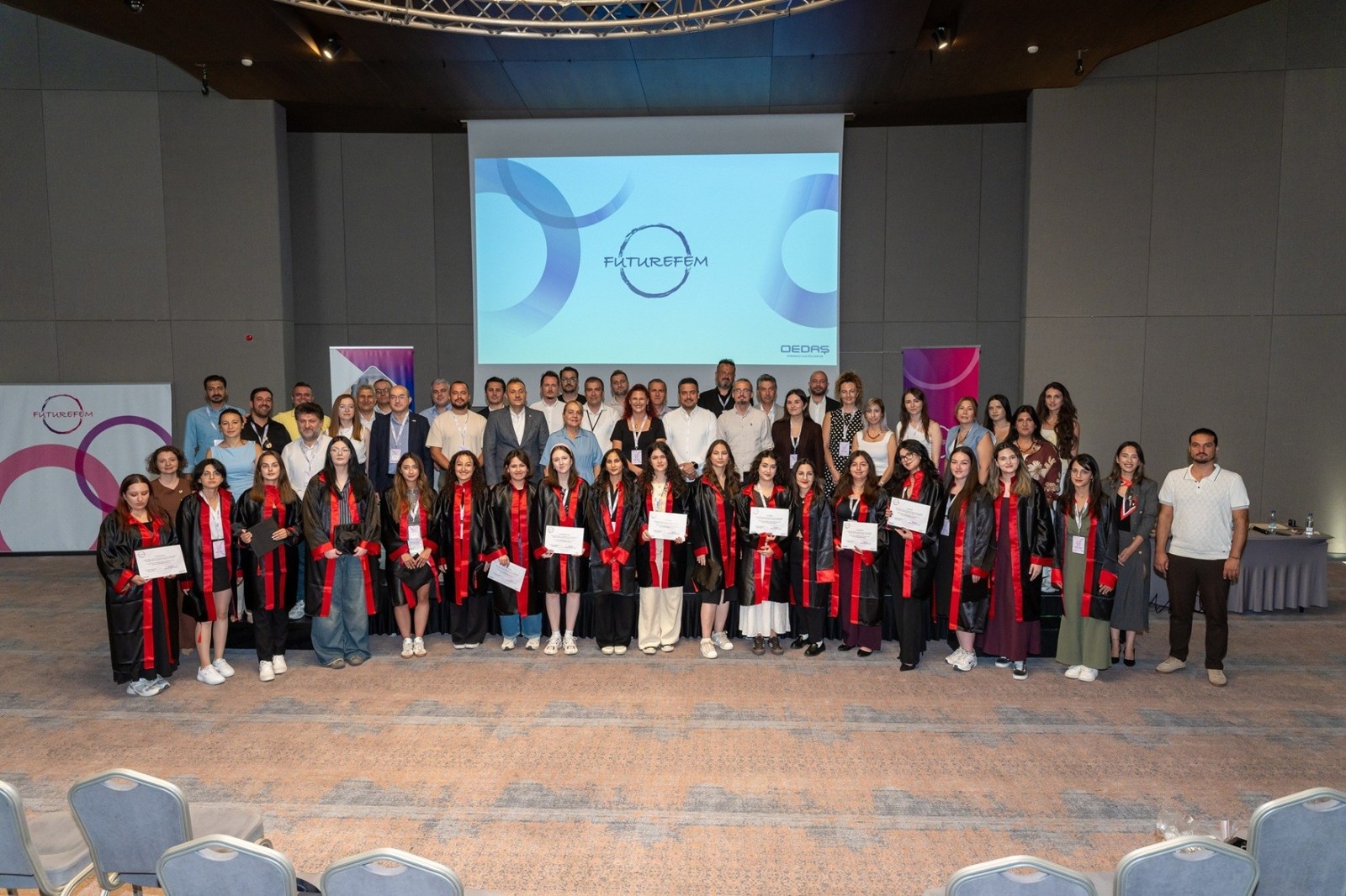 OEDAŞ’ın FutureFem Programı  ilk mezunlarını verdi