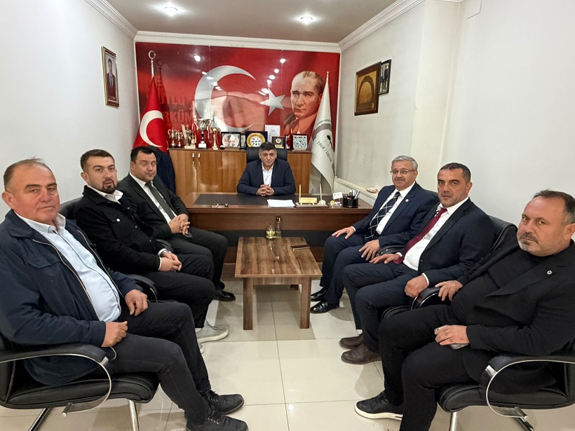 YURDUNUSEVEN UŞAK’TA SAHAYA İNDİ: “MİLLETİMİZLE OMUZ OMUZAYIZ”